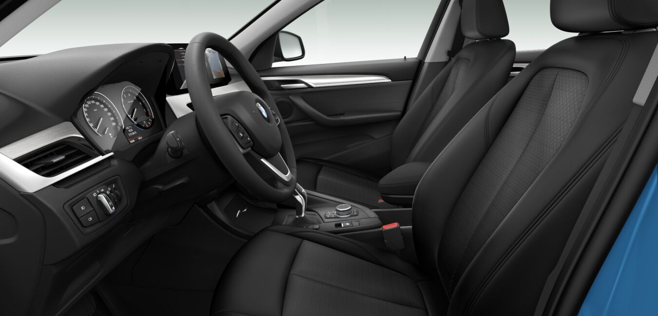 BMW BMW X im Innenraum seitlich BMW BMW X im Innenraum seitlich