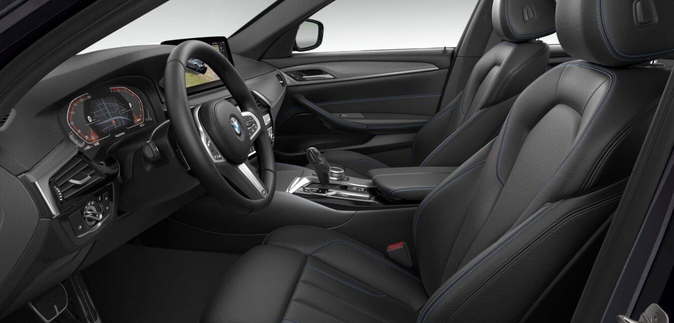 BMW BMW 5er im Innenraum seitlich BMW BMW 5er im Innenraum seitlich