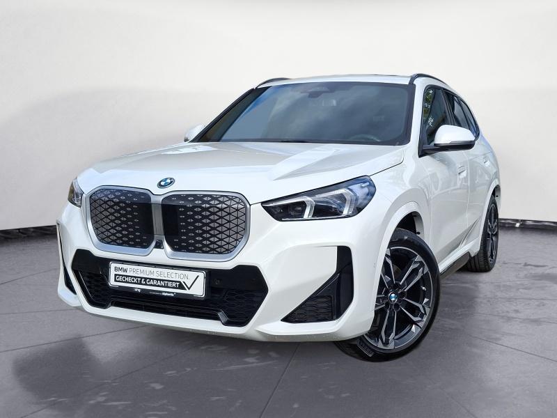 BMW iX1 xDrive30 Originalaufnahme