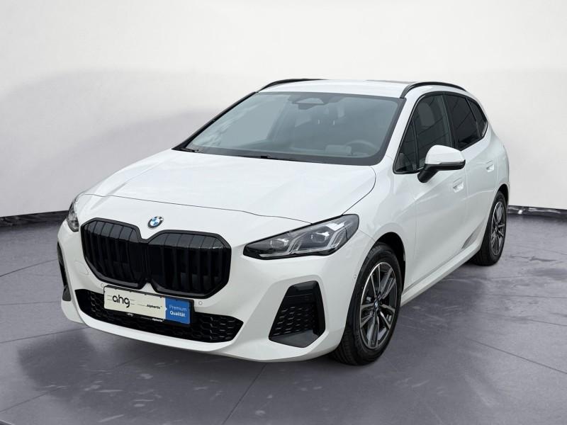 BMW 220i Active Tourer Originalaufnahme BMW 220i Active Tourer Originalaufnahme