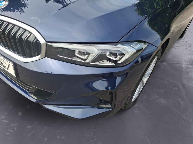 BMW 318i Limousine mit Detailansicht auf die Felgen