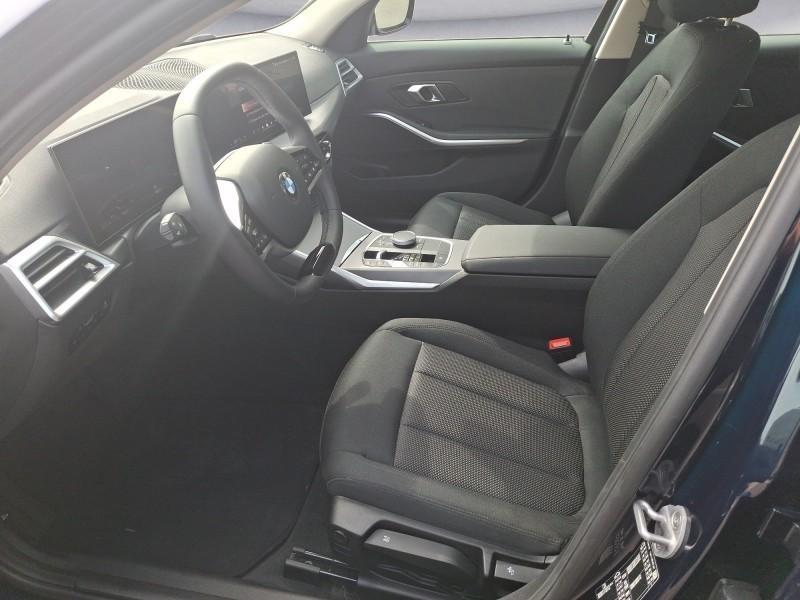 BMW 318i Limousine im Innenraum