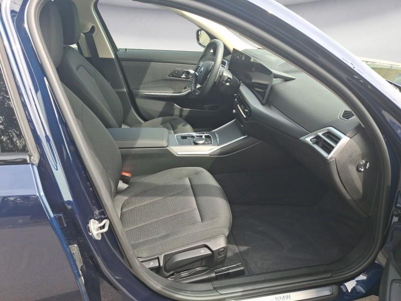 BMW 318i Limousine im Innenraum
