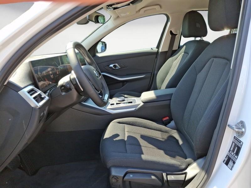 BMW 318i Limousine im Innenraum