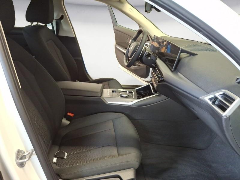 BMW 318i Limousine im Innenraum