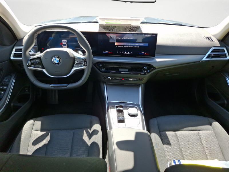 BMW 318i Limousine im Innenraum