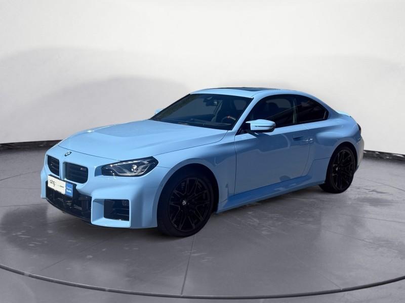 BMW M2 Coupe von vorne in Blau