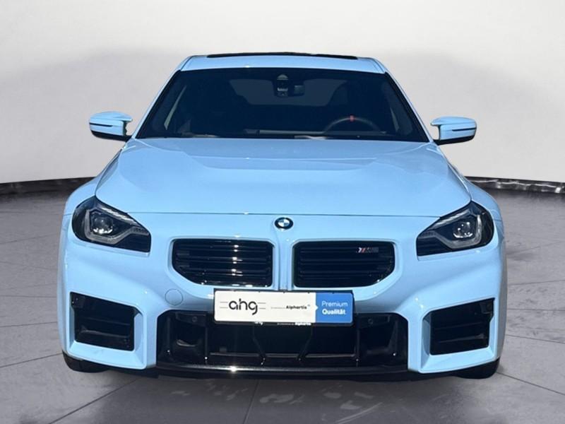 BMW M2 Coupe von vorne in Blau