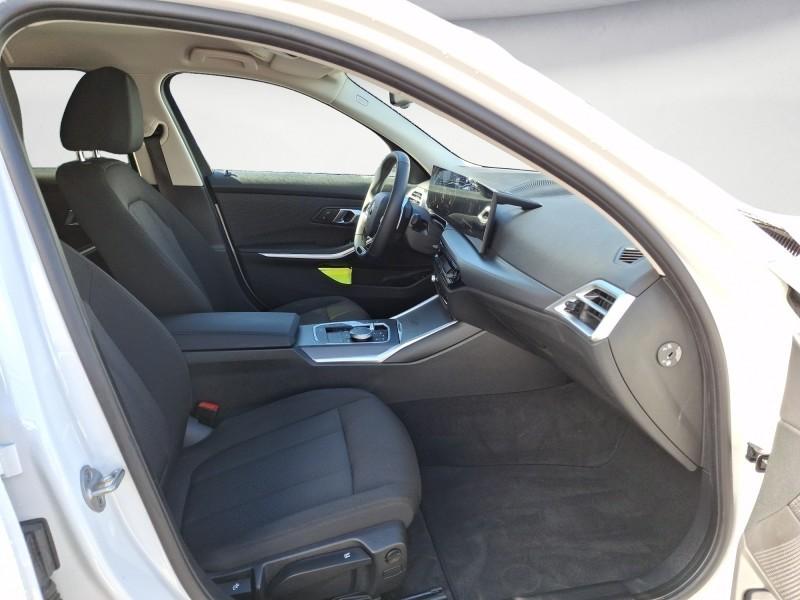 BMW 318i Touring im Innenraum