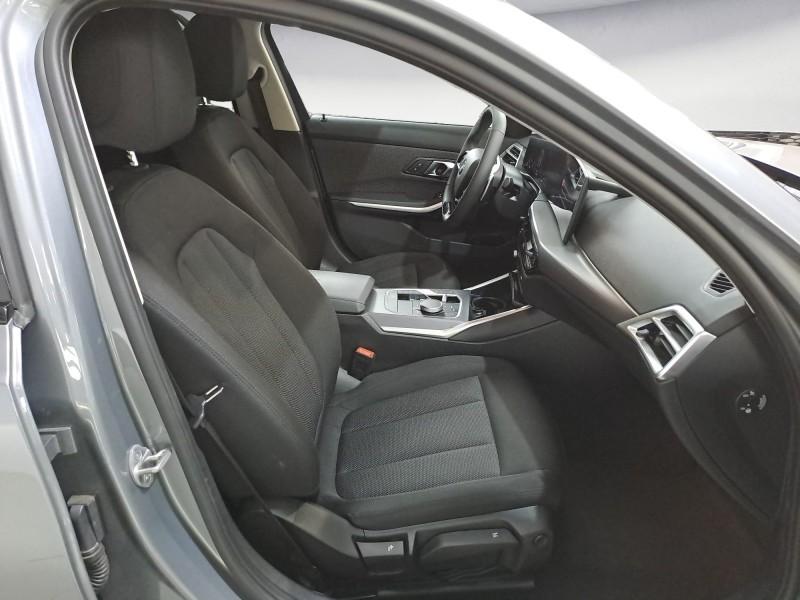 BMW 318i Touring im Innenraum