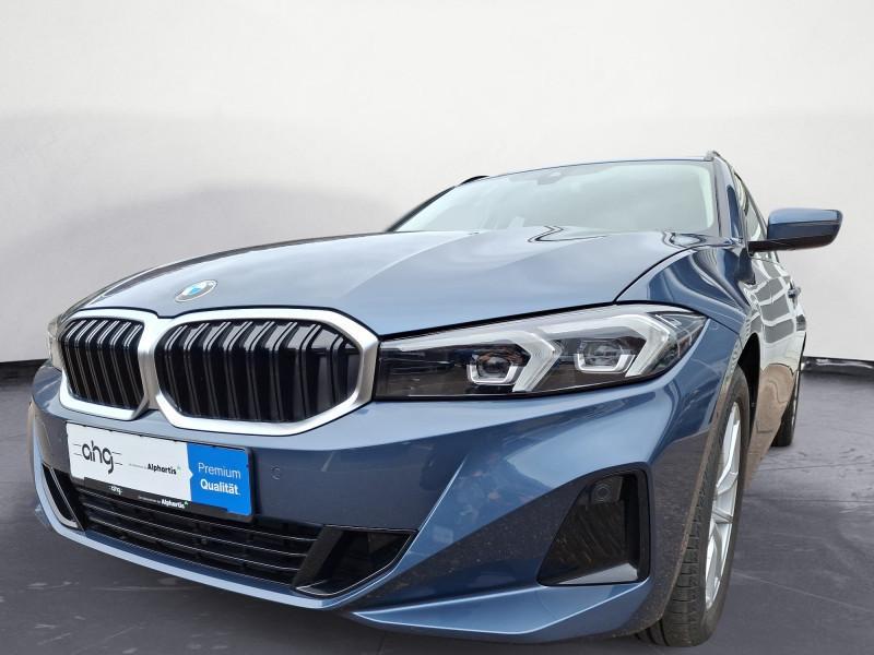 BMW 318i Touring von vorne in Blau