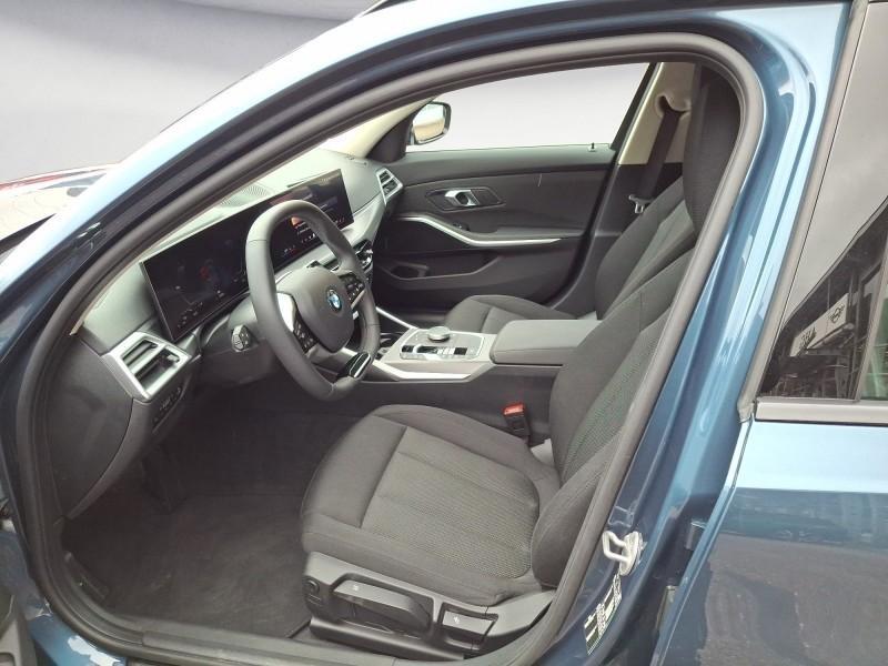BMW 318i Touring im Innenraum