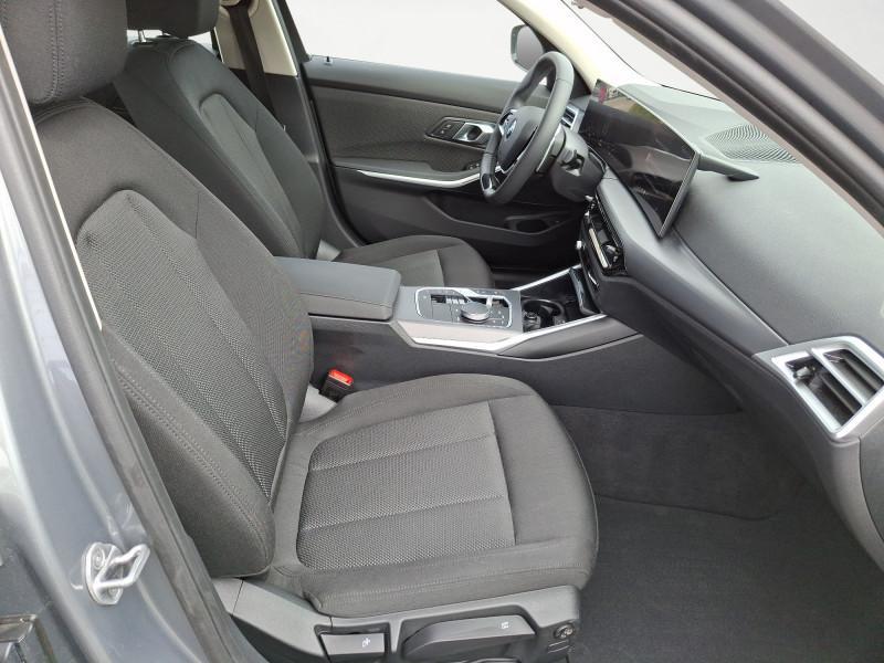 BMW 318i Touring im Innenraum