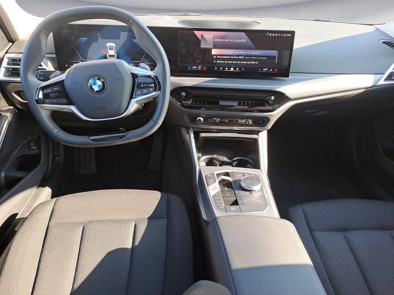 BMW 318i Touring im Innenraum