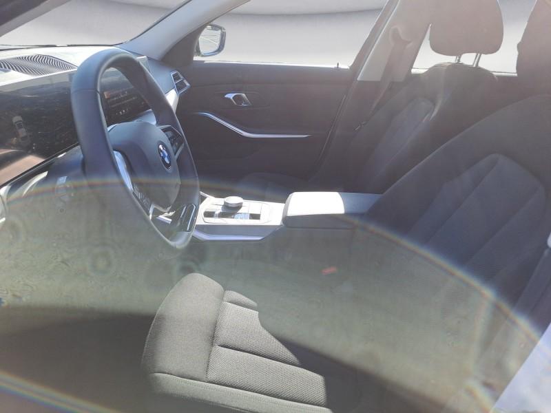 BMW 318i Touring im Innenraum
