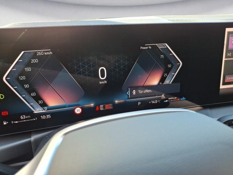 BMW 318i Touring im Innenraum