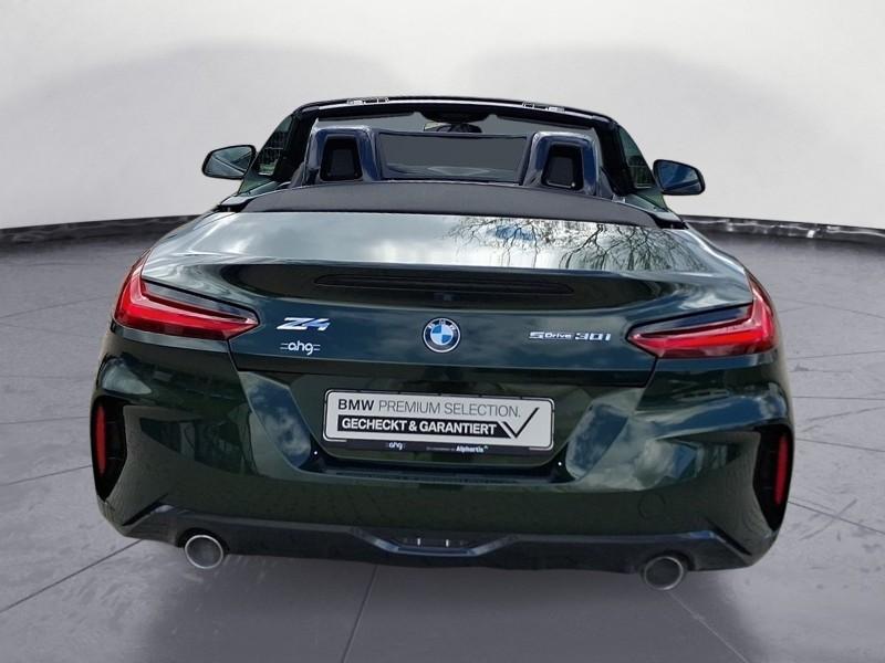BMW Z4 sDrive30i von hinten in Grün