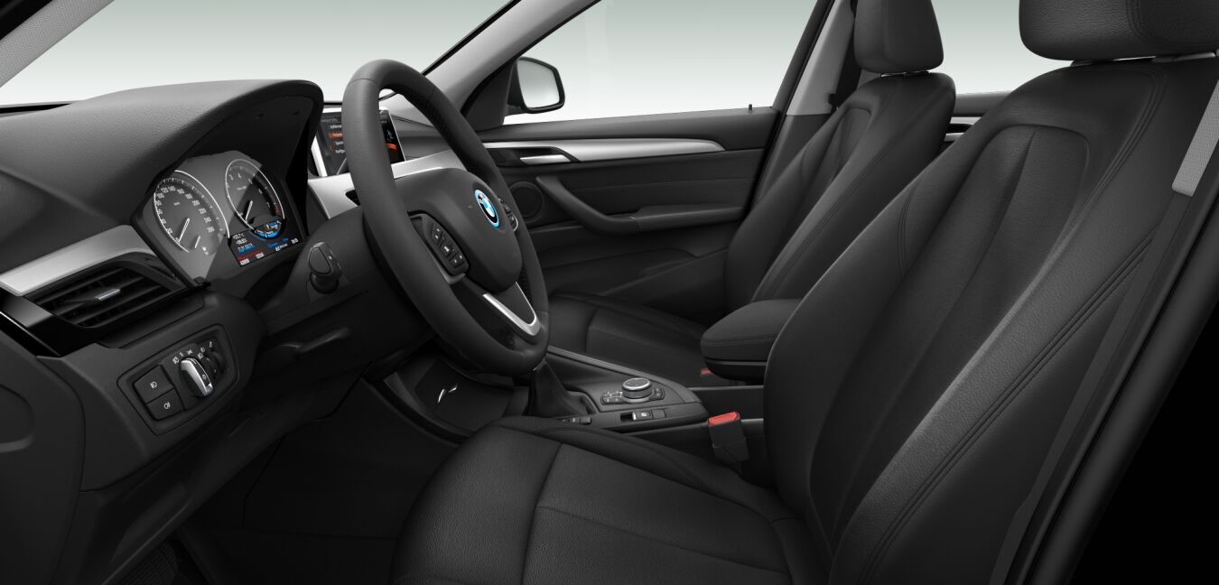 BMW BMW X im Innenraum seitlich BMW BMW X im Innenraum seitlich