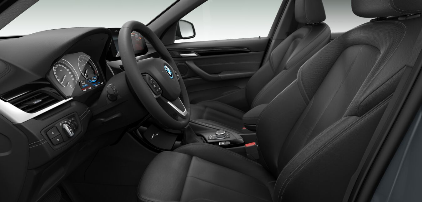 BMW BMW X im Innenraum seitlich BMW BMW X im Innenraum seitlich