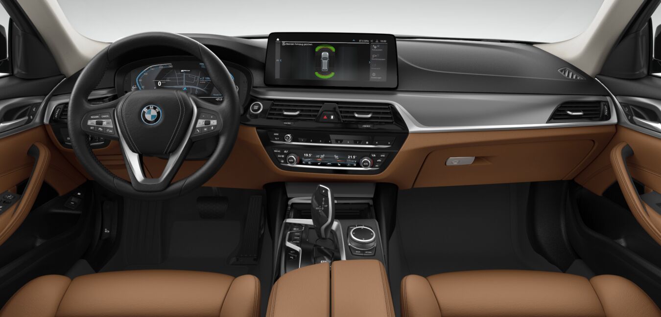BMW BMW 5er im Innenraum von vorne BMW BMW 5er im Innenraum von vorne