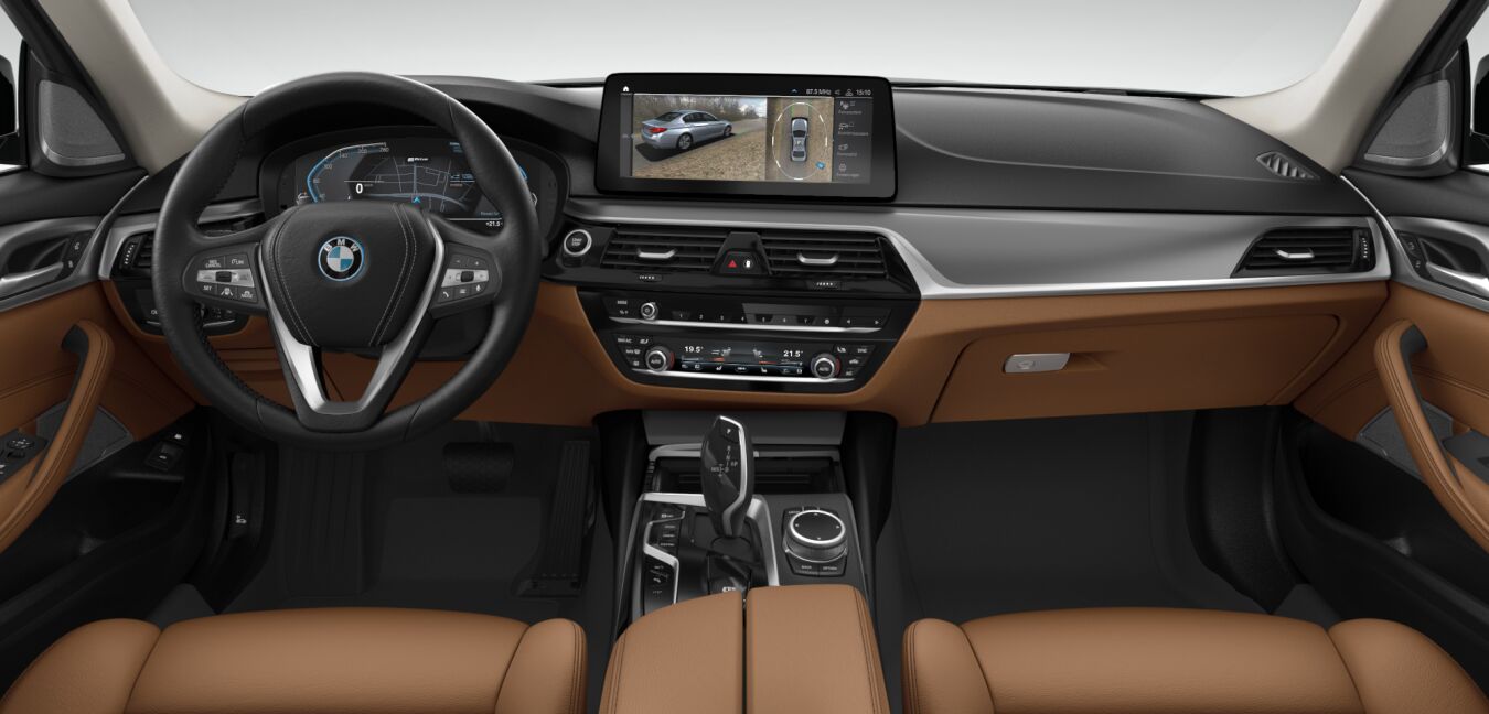 BMW BMW 5er im Innenraum von vorne BMW BMW 5er im Innenraum von vorne