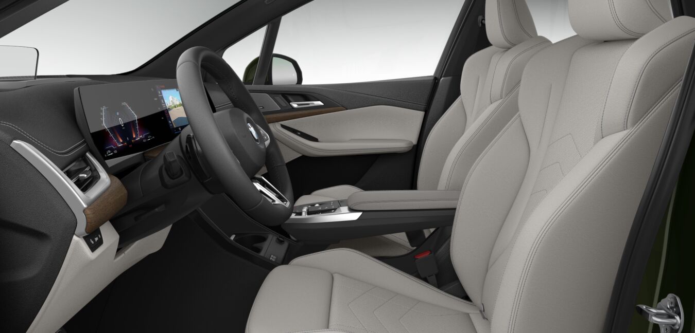 BMW BMW 2er im Innenraum seitlich BMW BMW 2er im Innenraum seitlich