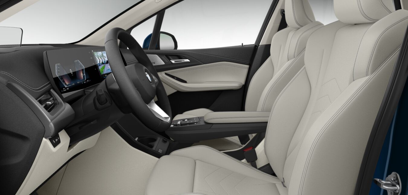 BMW BMW 2er im Innenraum seitlich BMW BMW 2er im Innenraum seitlich