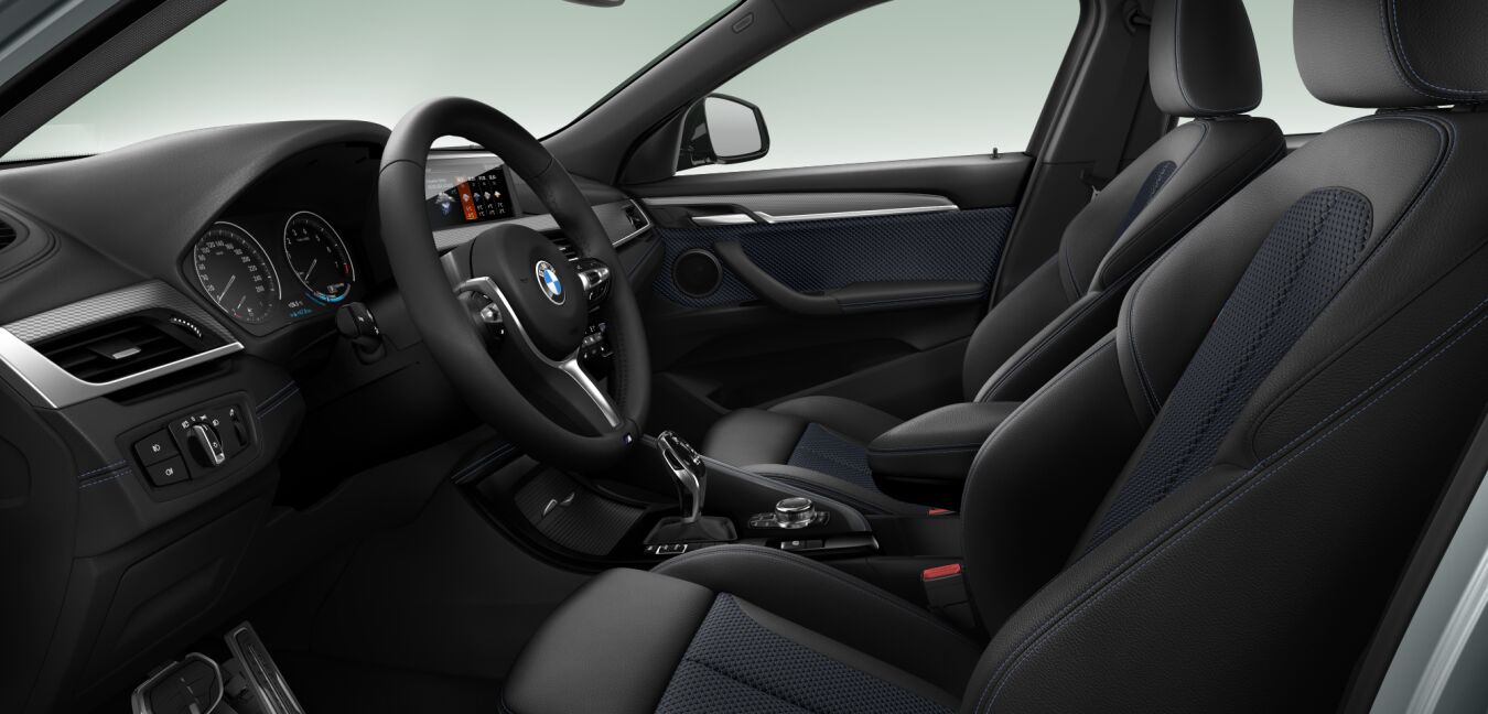 BMW BMW X im Innenraum seitlich BMW BMW X im Innenraum seitlich
