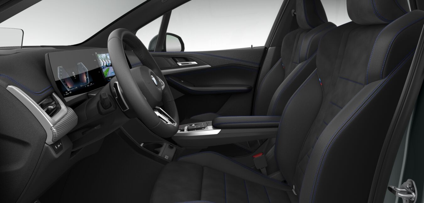 BMW BMW 2er im Innenraum seitlich BMW BMW 2er im Innenraum seitlich