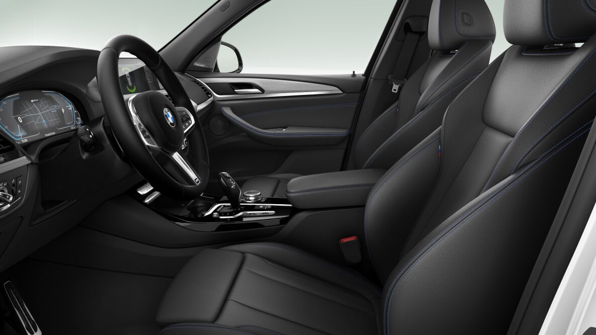 BMW BMW X im Innenraum seitlich