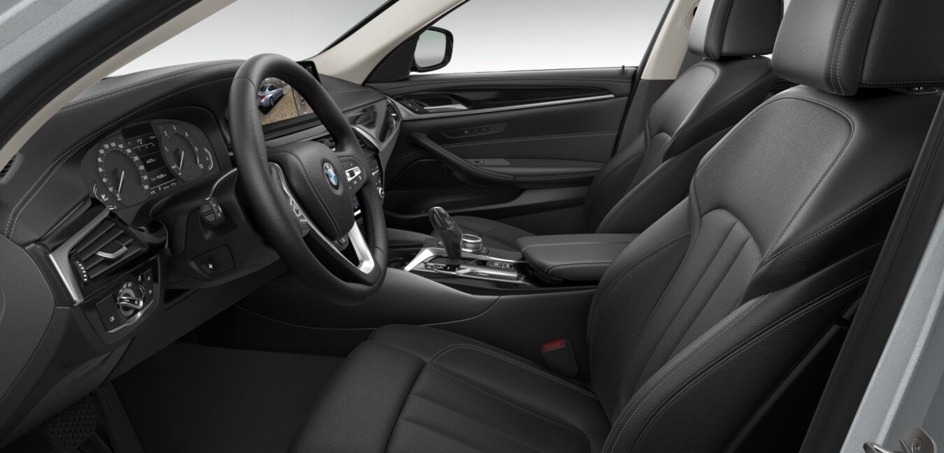 BMW BMW 5er im Innenraum seitlich BMW BMW 5er im Innenraum seitlich