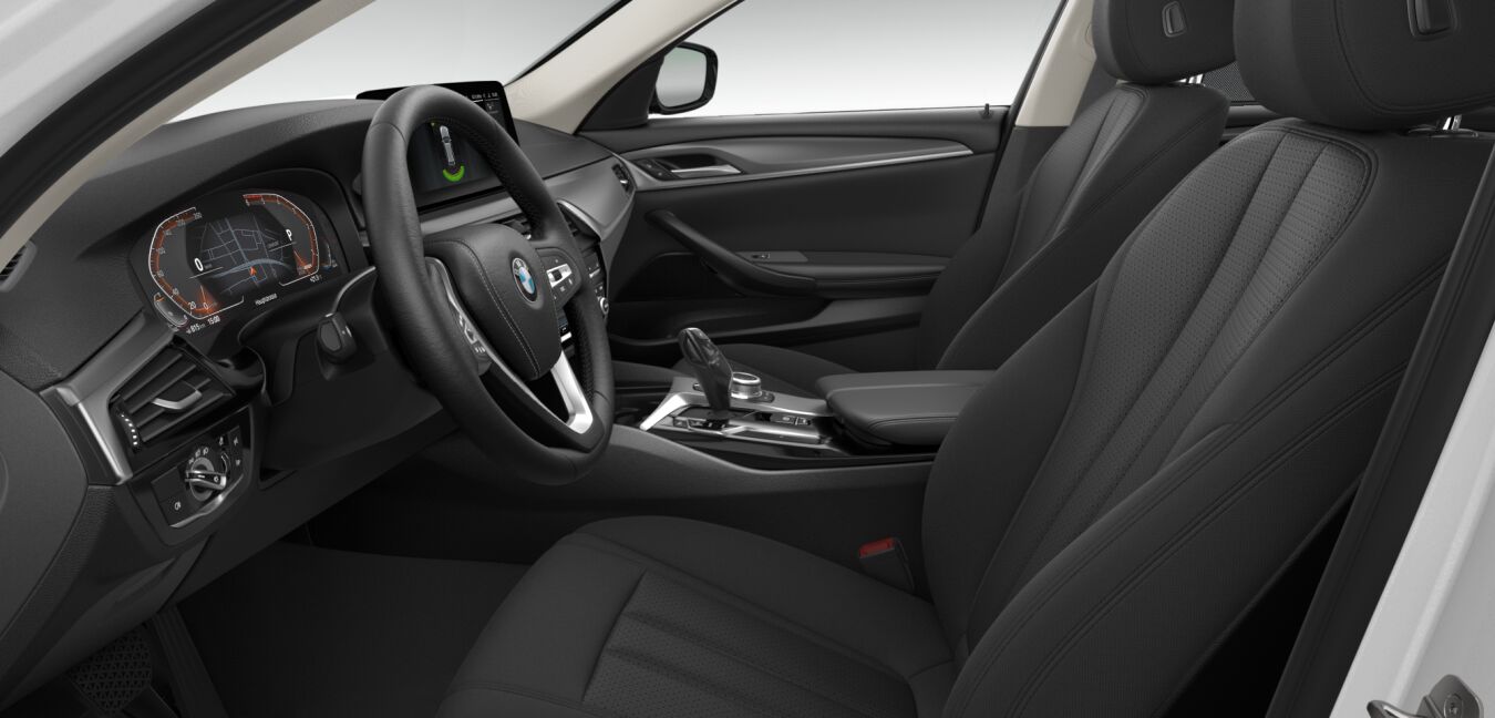 BMW BMW 5er im Innenraum seitlich BMW BMW 5er im Innenraum seitlich