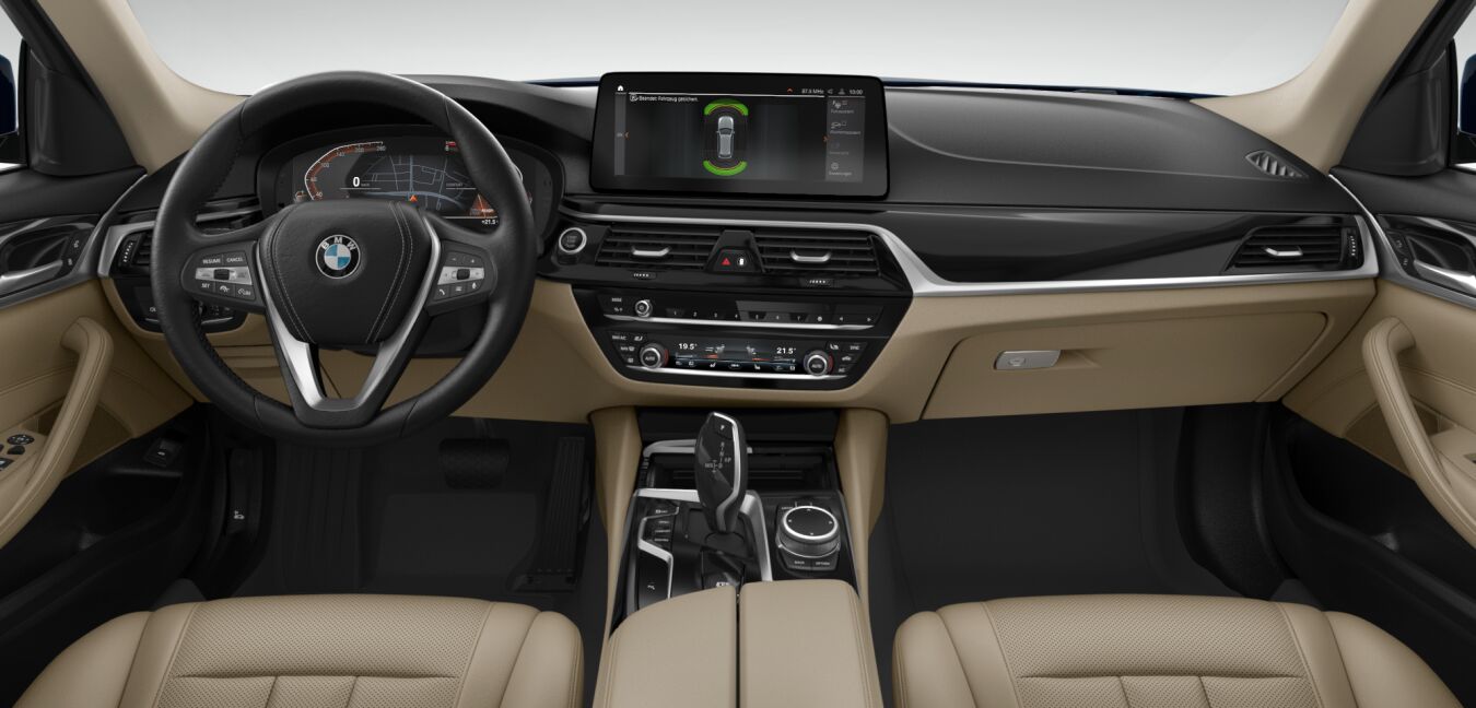 BMW BMW 5er im Innenraum von vorne BMW BMW 5er im Innenraum von vorne