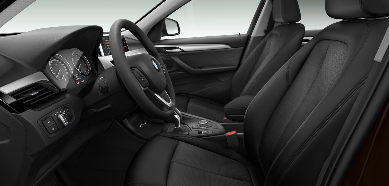 BMW BMW X im Innenraum seitlich BMW BMW X im Innenraum seitlich