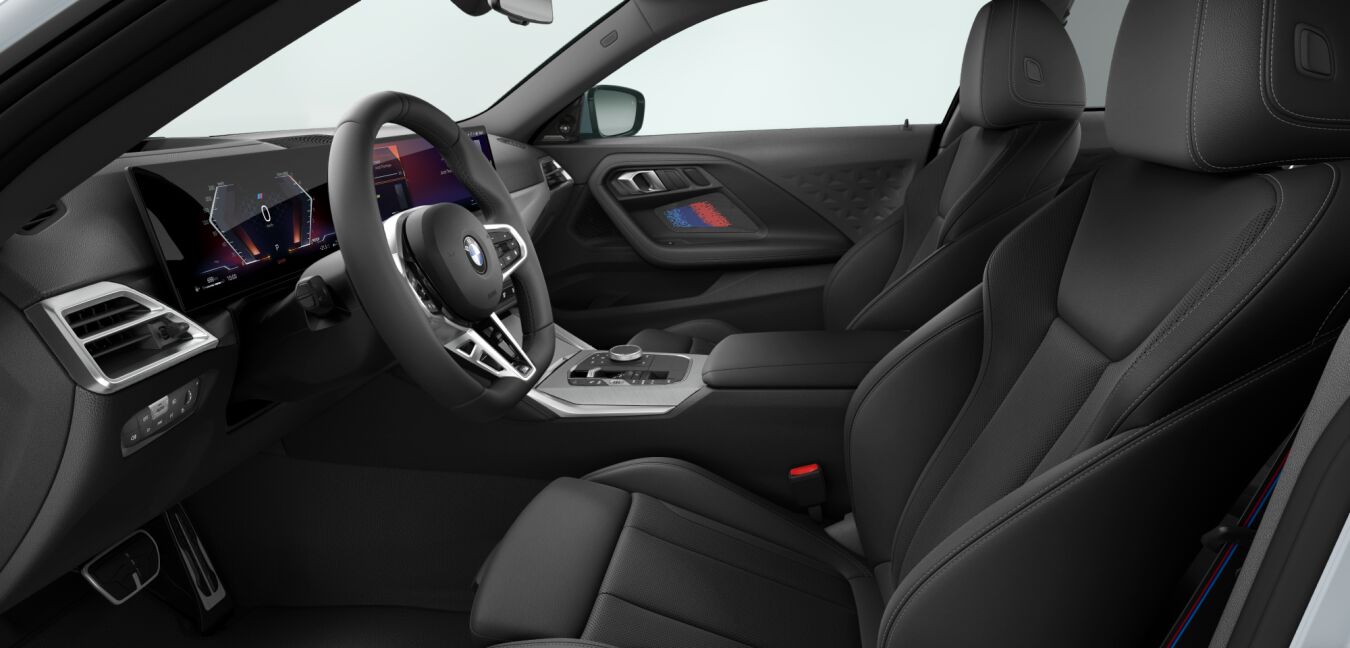 BMW BMW 2er im Innenraum seitlich BMW BMW 2er im Innenraum seitlich