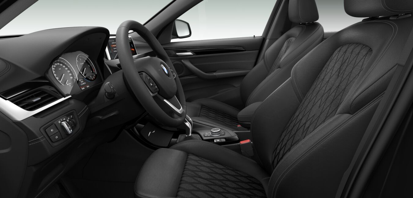 BMW BMW X im Innenraum seitlich BMW BMW X im Innenraum seitlich
