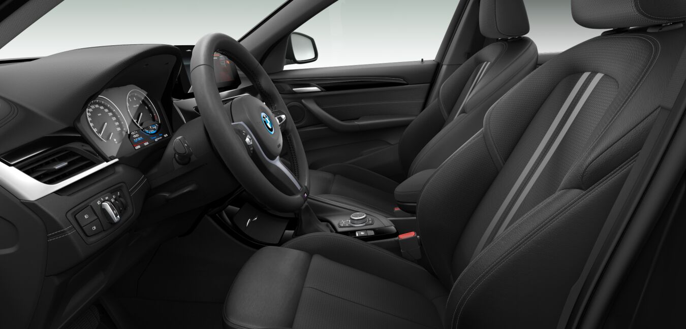 BMW BMW X im Innenraum seitlich BMW BMW X im Innenraum seitlich