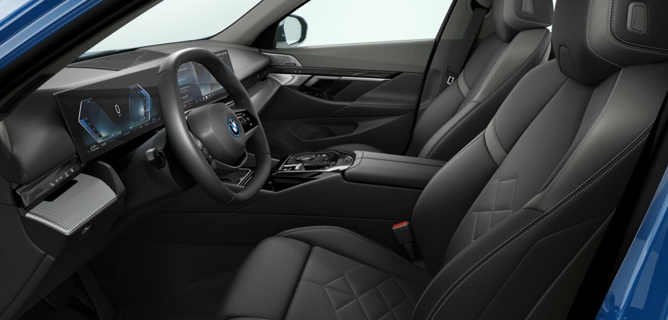 BMW BMW 5er im Innenraum seitlich BMW BMW 5er im Innenraum seitlich