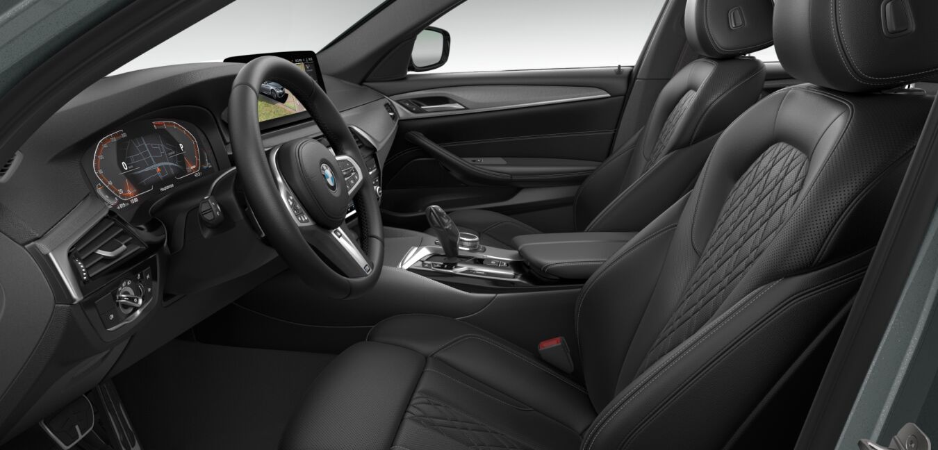 BMW BMW 5er im Innenraum seitlich BMW BMW 5er im Innenraum seitlich