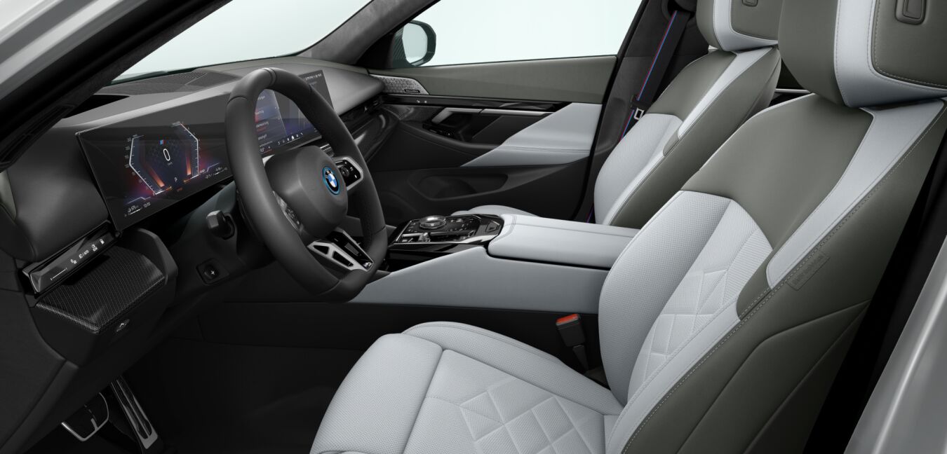 BMW BMW 5er im Innenraum seitlich BMW BMW 5er im Innenraum seitlich