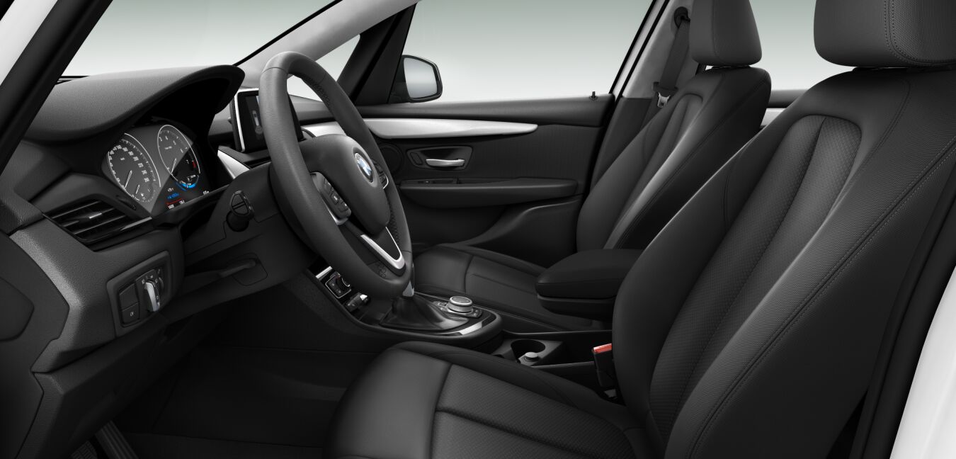 BMW BMW 2er im Innenraum seitlich BMW BMW 2er im Innenraum seitlich