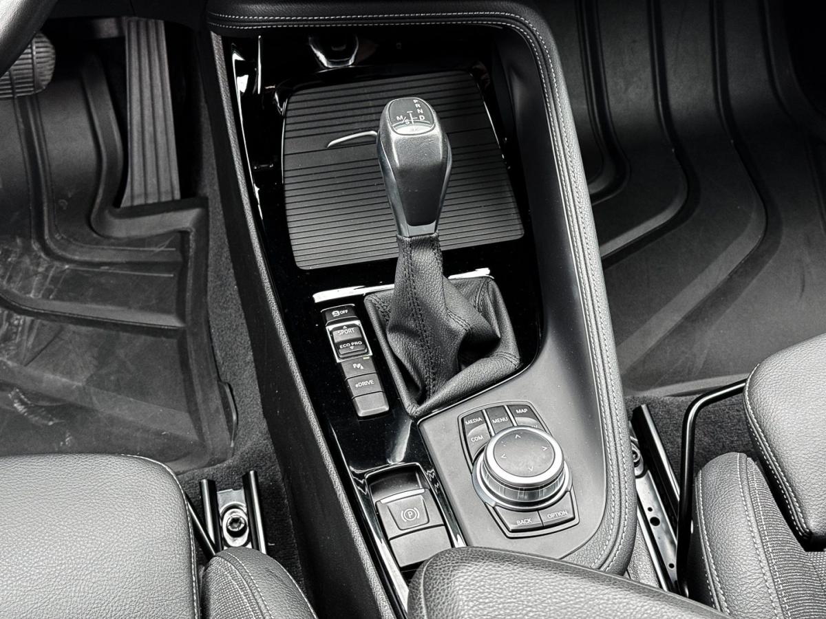 Originalaufnahme des Fahrzeugs Originalaufnahme des Fahrzeugs