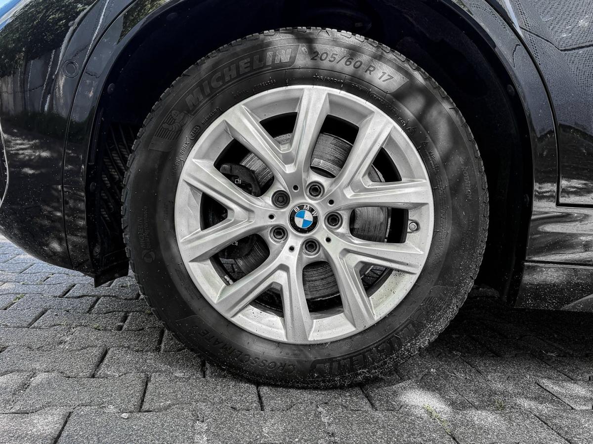 Originalaufnahme des Fahrzeugs Originalaufnahme des Fahrzeugs