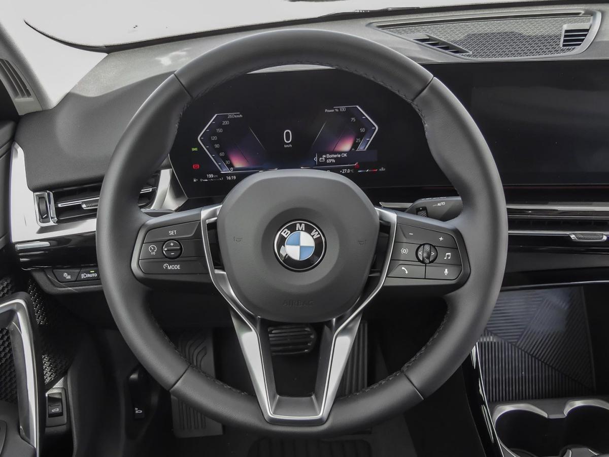BMW X2 sDrive20i im Innenraum