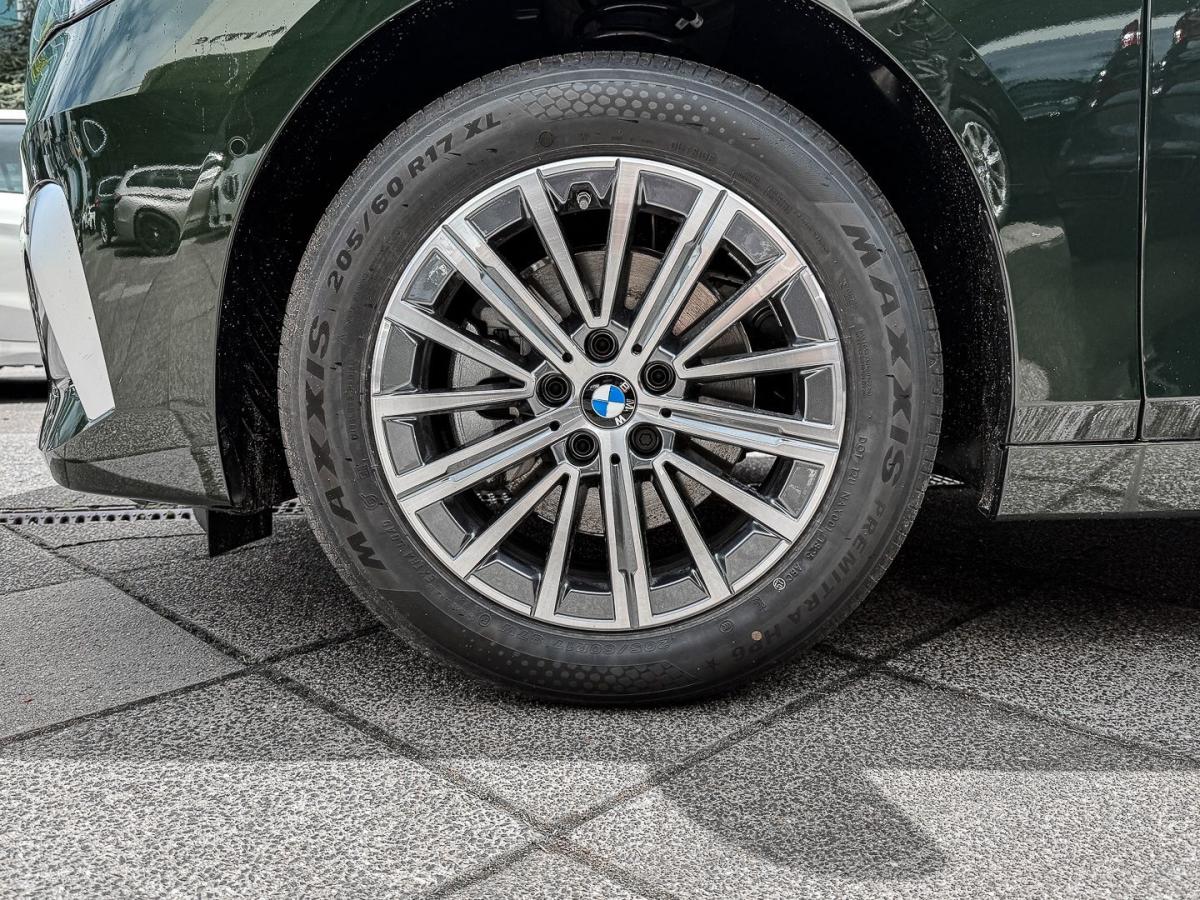 Originalaufnahme des Fahrzeugs Originalaufnahme des Fahrzeugs