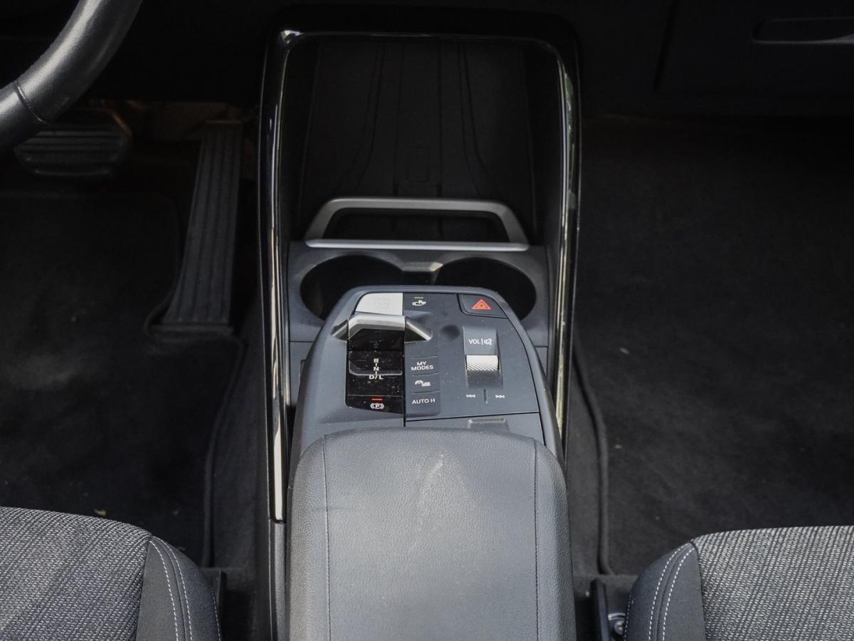 Originalaufnahme des Fahrzeugs Originalaufnahme des Fahrzeugs