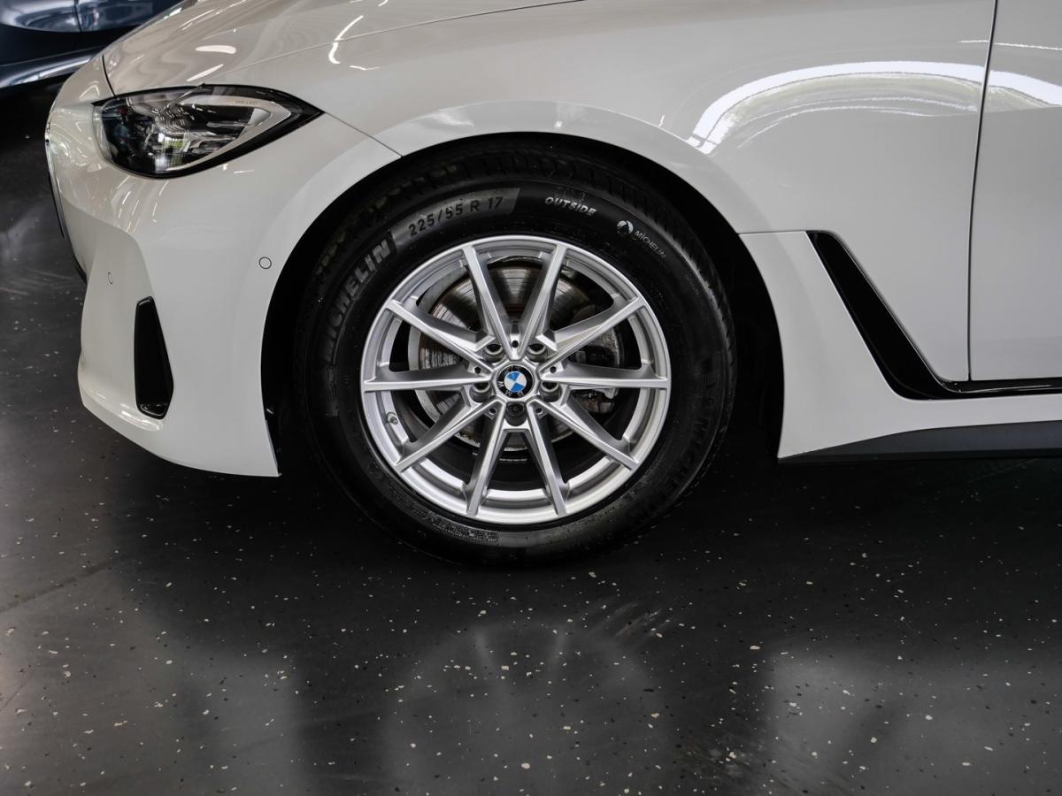 Originalaufnahme des Fahrzeugs Originalaufnahme des Fahrzeugs