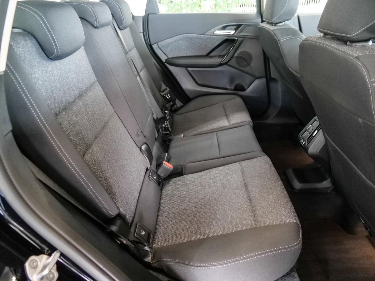Originalaufnahme des Fahrzeugs Originalaufnahme des Fahrzeugs