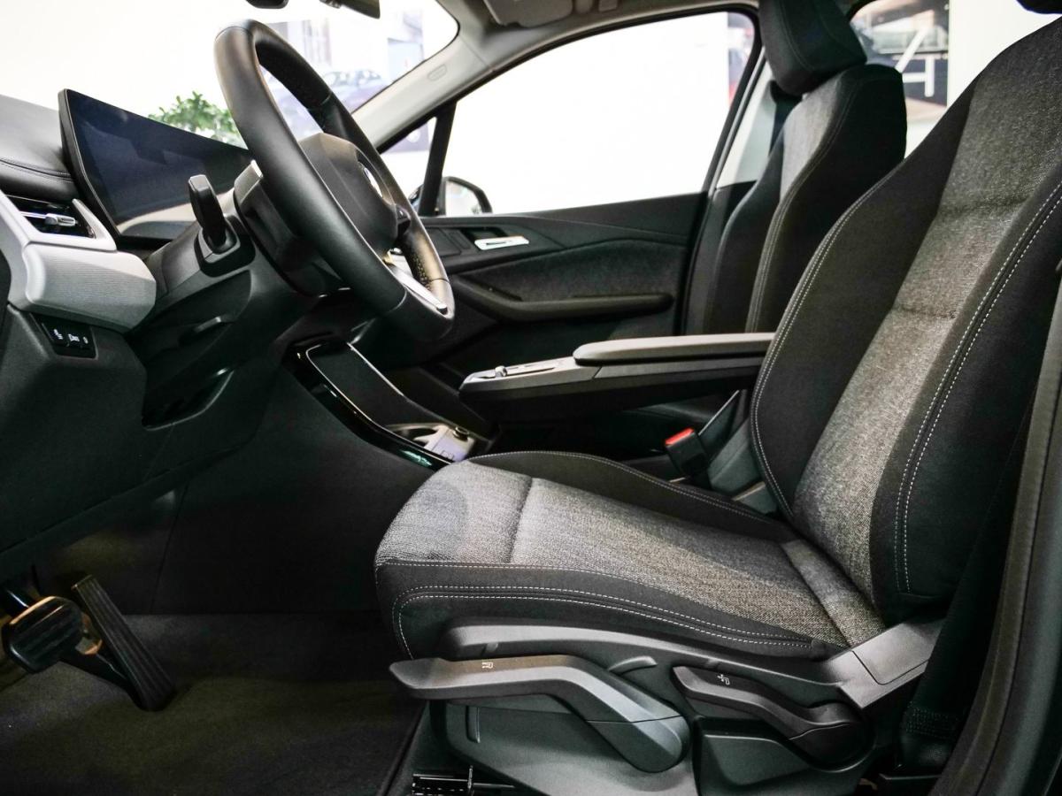 Originalaufnahme des Fahrzeugs Originalaufnahme des Fahrzeugs