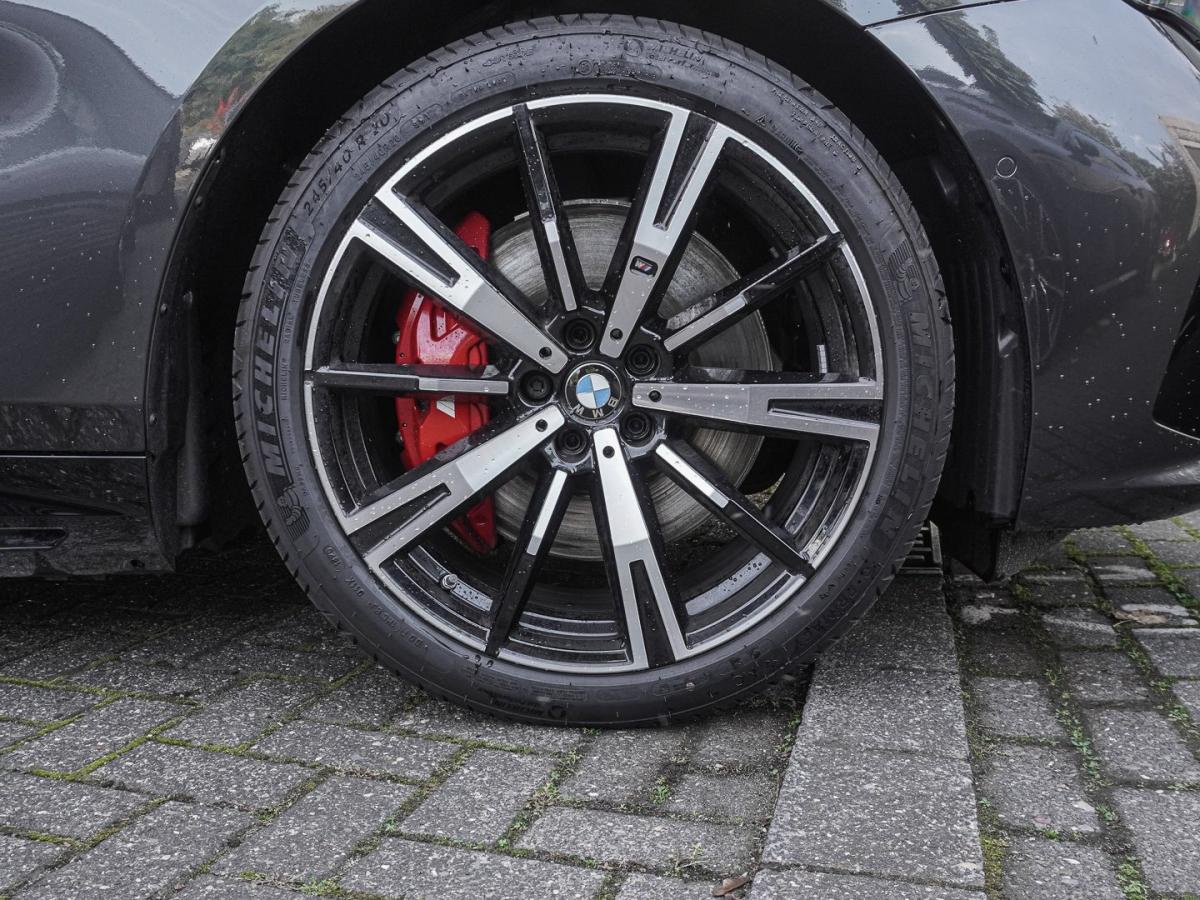 Originalaufnahme des Fahrzeugs